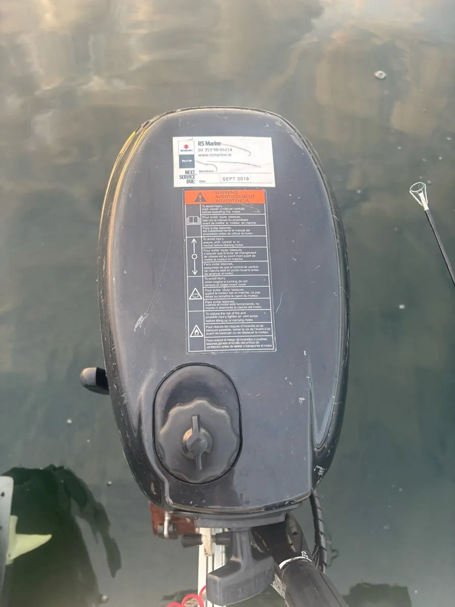 Suzuki 5hp outboard - Image 3