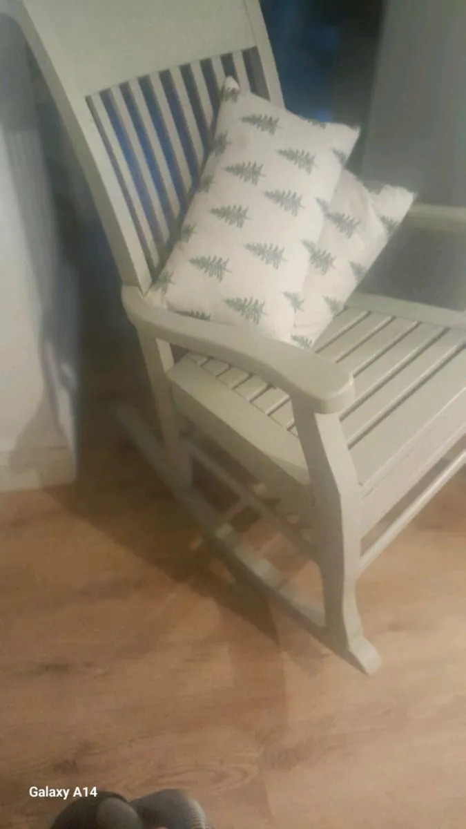 Rocking chair - Image 1