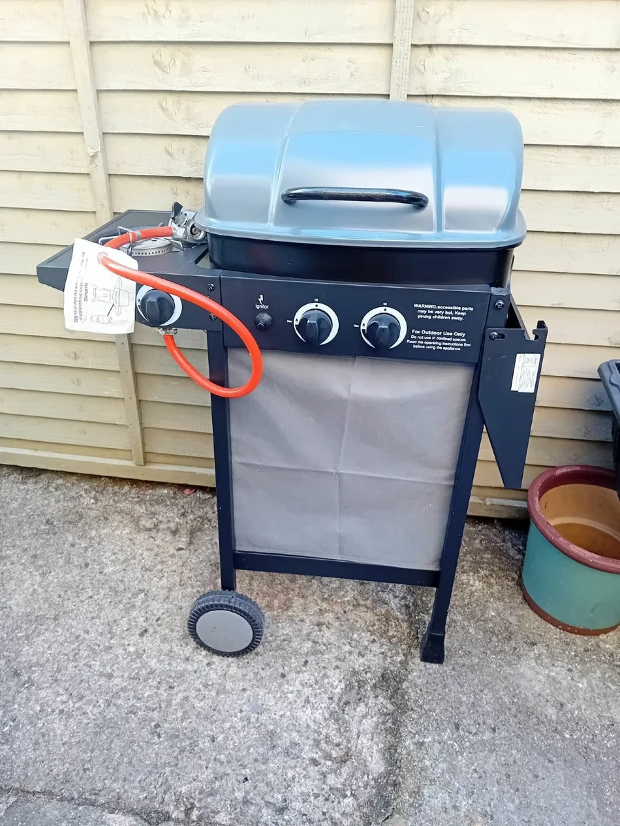 Barbecue [gas] - Image 1
