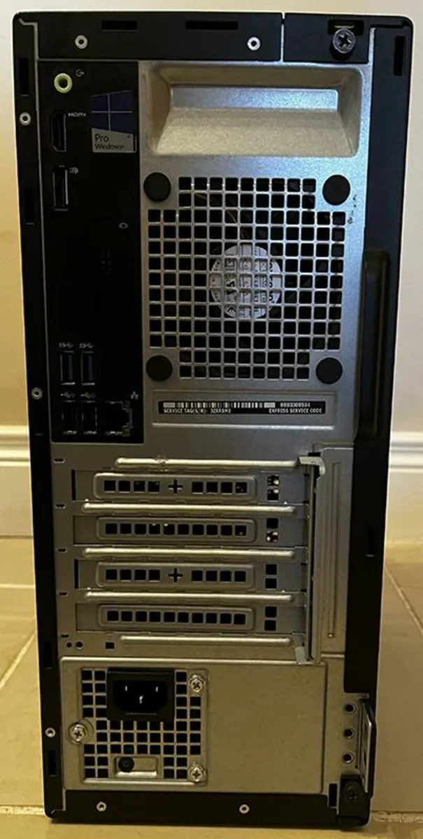Dell Optiplex  3050 Desktop Computer - Image 3