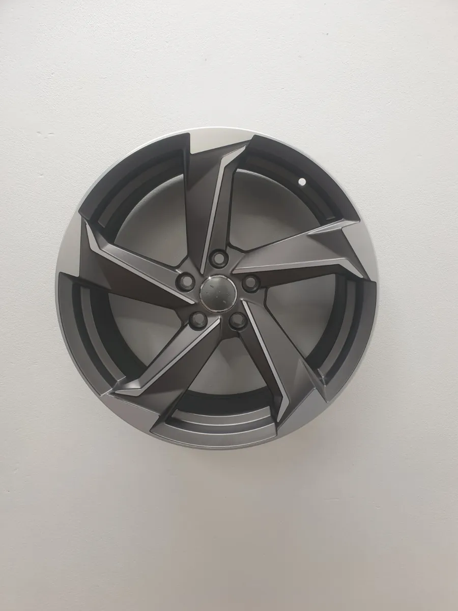 **Special** 18" Audi TTRS Twists - Image 2