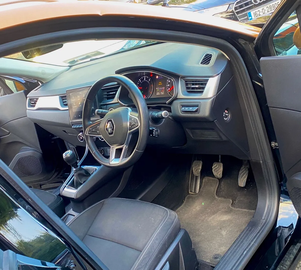 Renault Captur 2020 85.000km 1,5dci 95 - Image 4