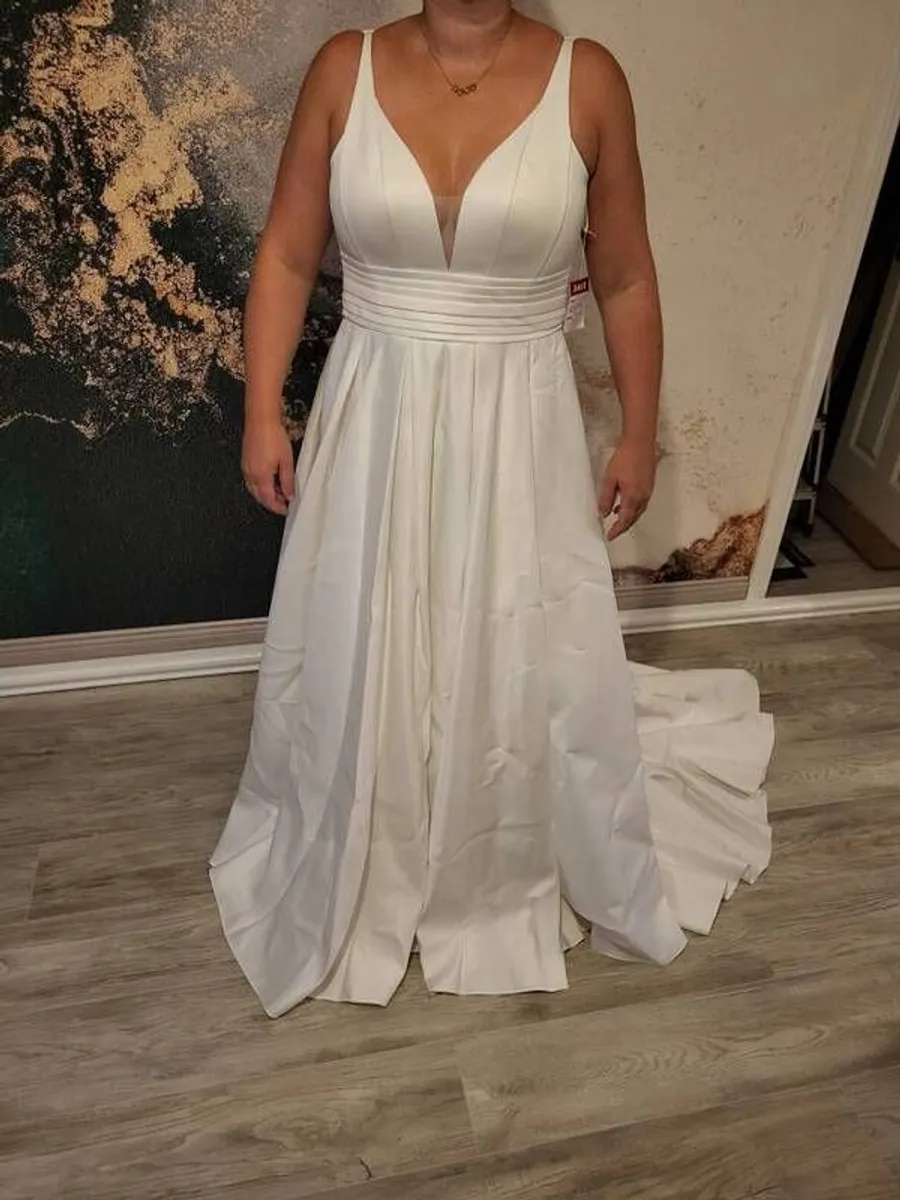 Wedding Dress -Brand New - Image 1