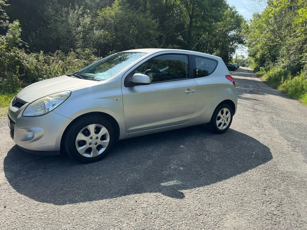 2011 Hyundai i20 1.2 NCT - Image 2