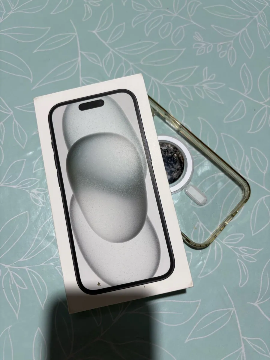 iPhone 15