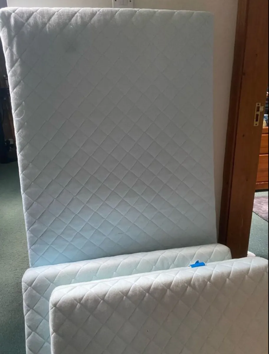 Single mattress - Image 1