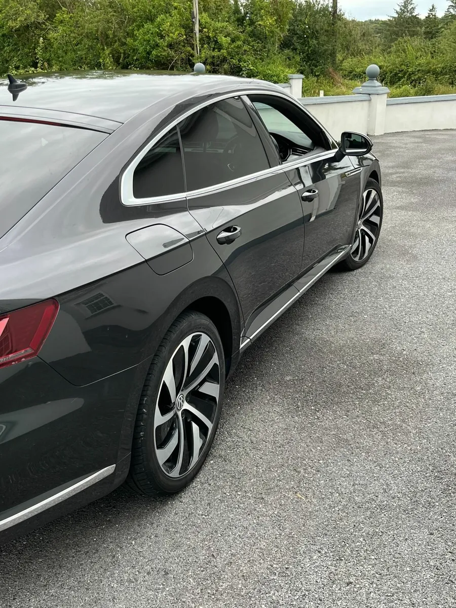 Volkswagen Arteon 2019 - Image 4