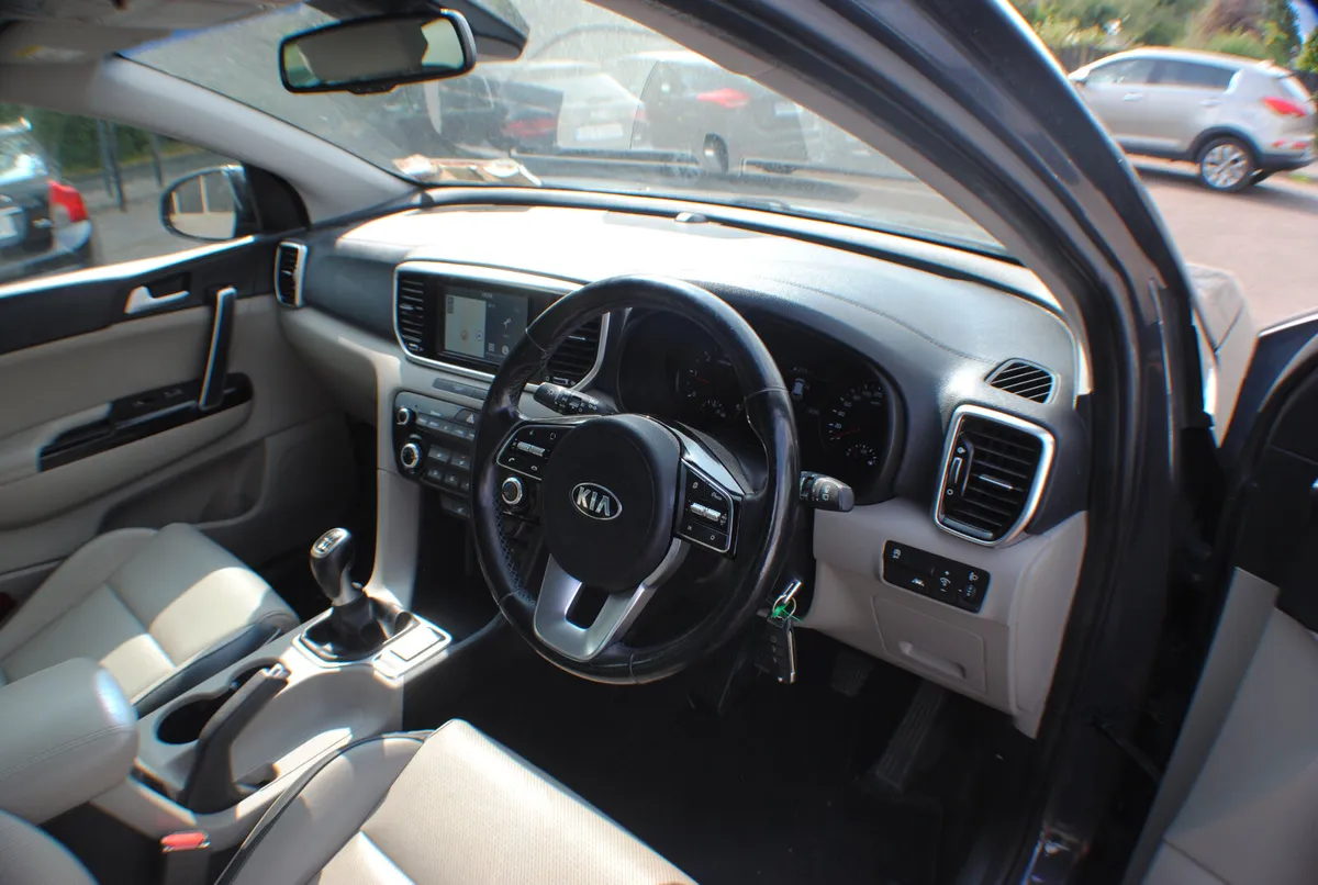 Kia Sportage 1.6 CRDI 5DR SUV 2019 - Image 4