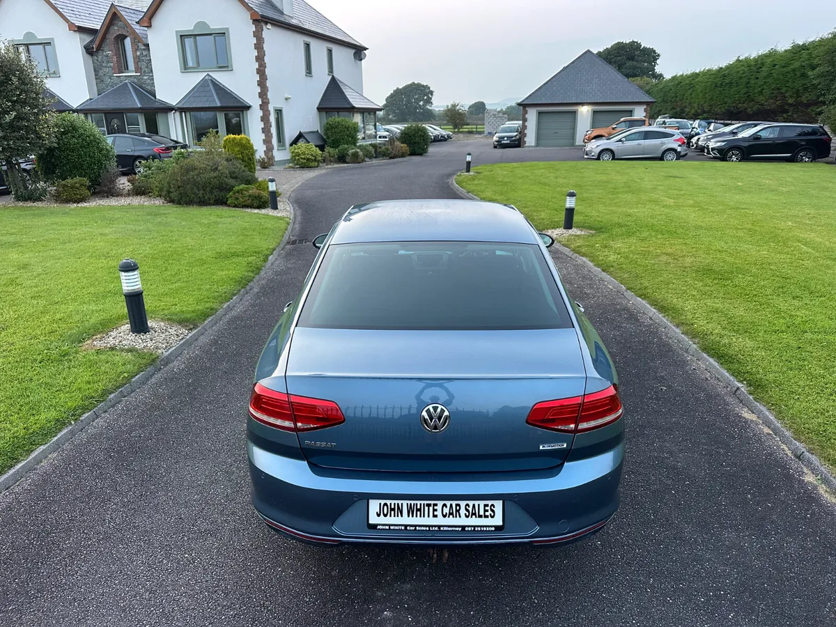 Volkswagen Passat TDI  Comfortline - Image 4
