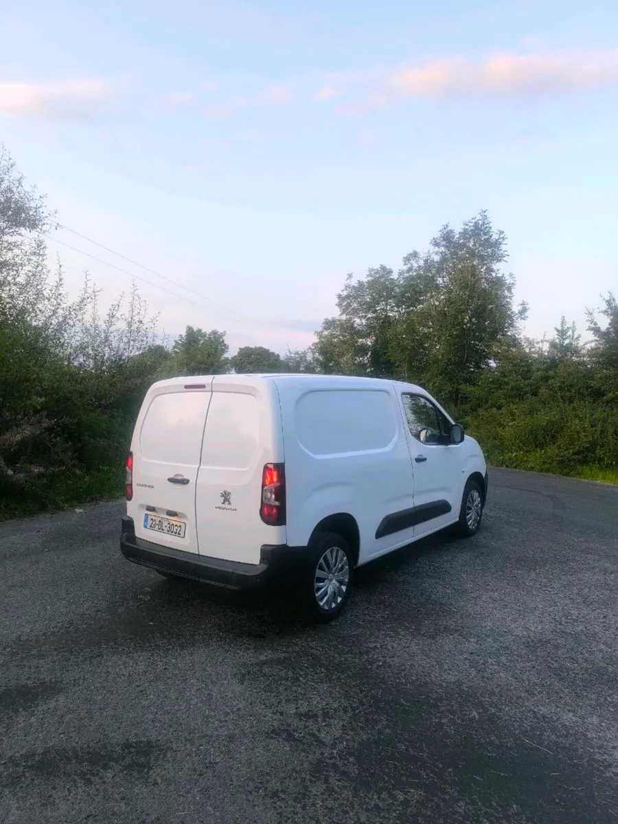 2021 Peugeot partner - Image 4