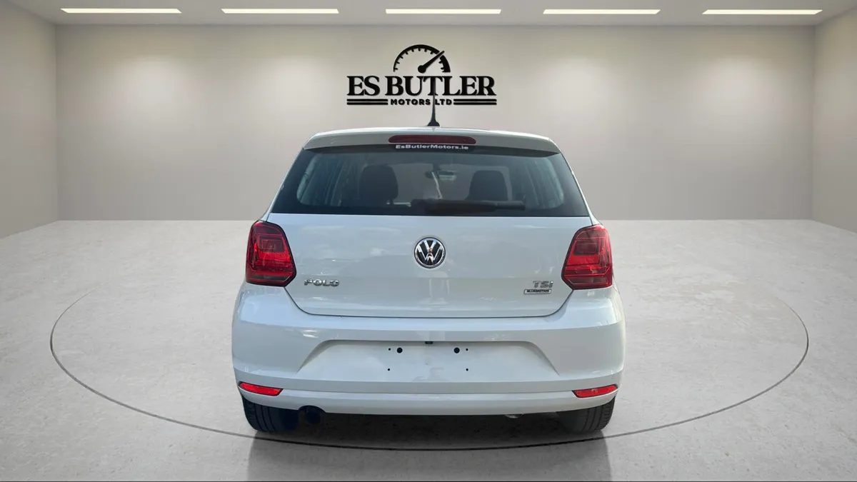 2017 VW Polo 1.2L AUTO ONLY 60,000KMS AS NEW - Image 4