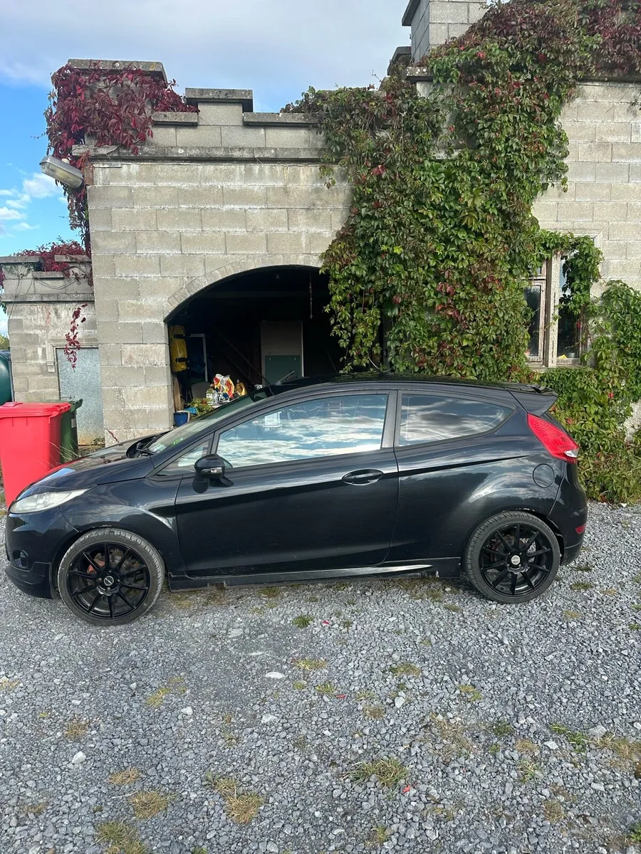 Ford Fiesta 1.6 Petrol Zetec S - Image 3