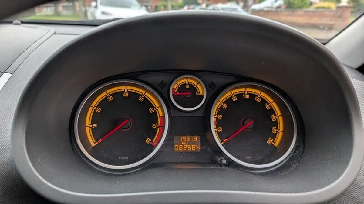 2011 Opel Corsa - Image 3
