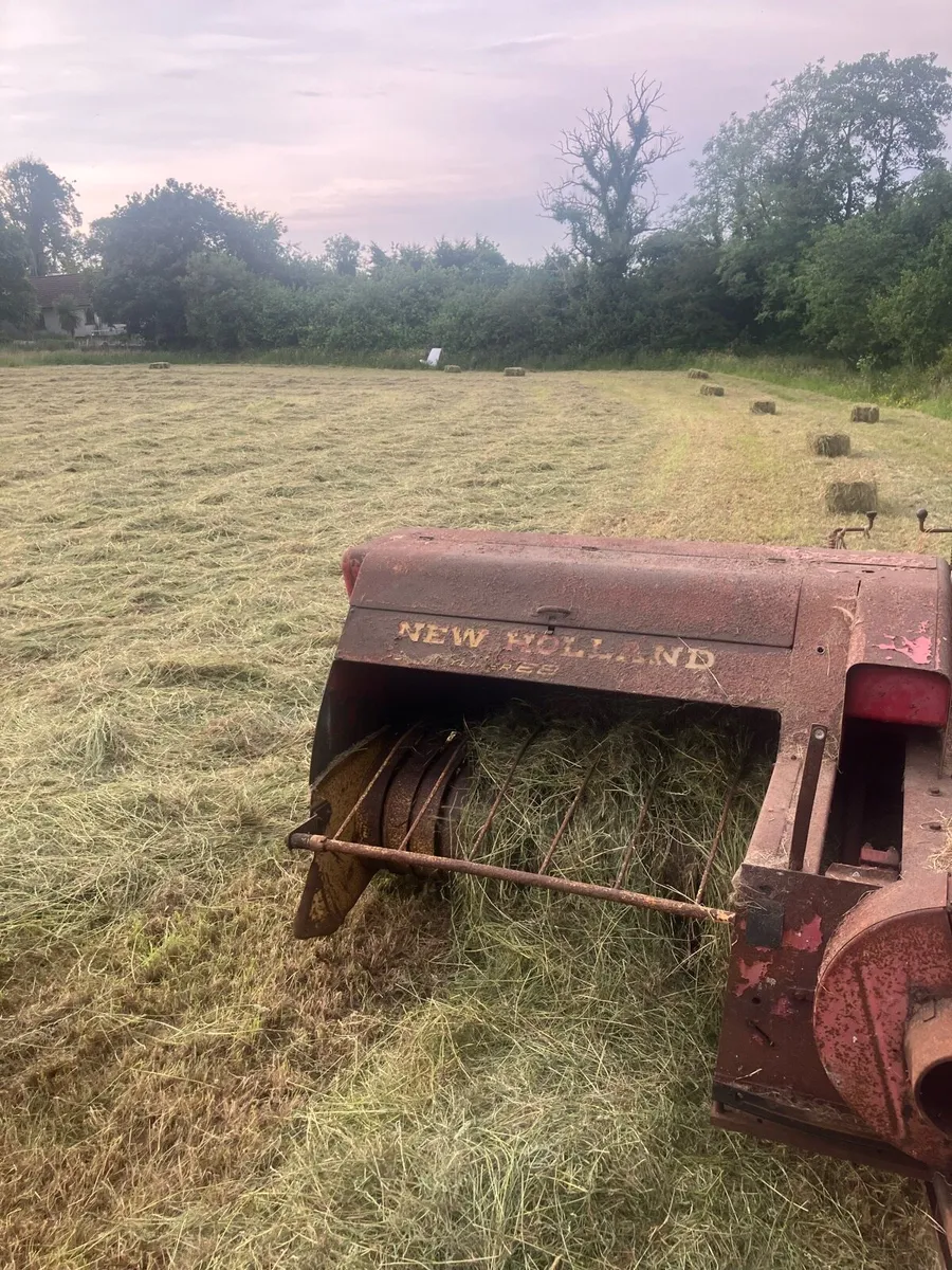 New Holland square baler