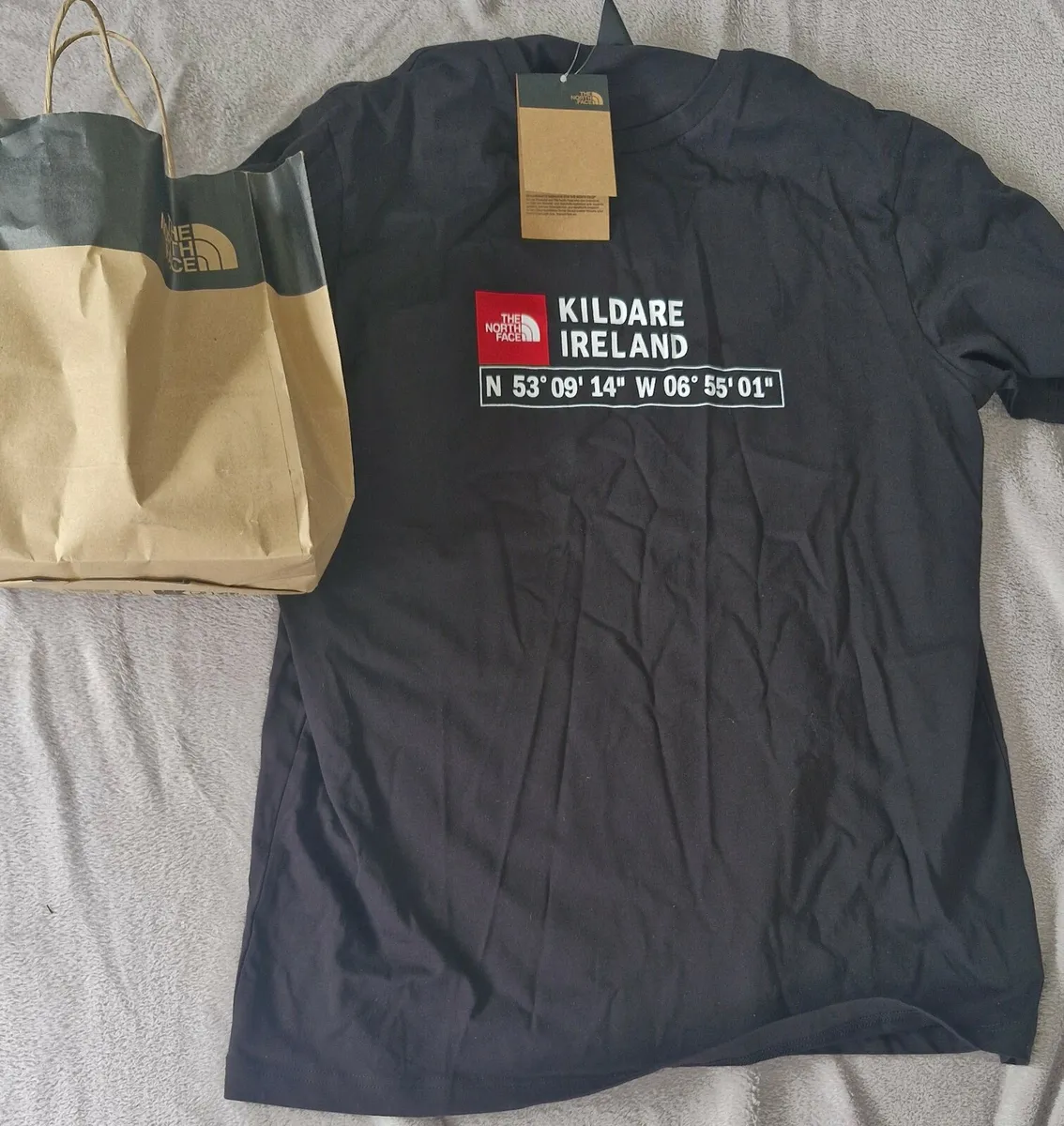 Northface large mens GPS T-shirt black - Image 2