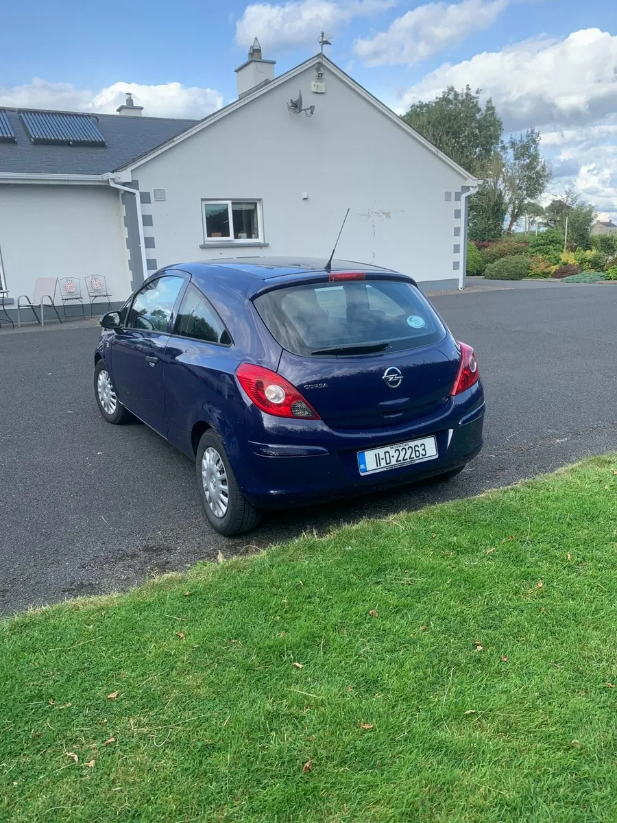 Opel Corsa 2011 - Image 3