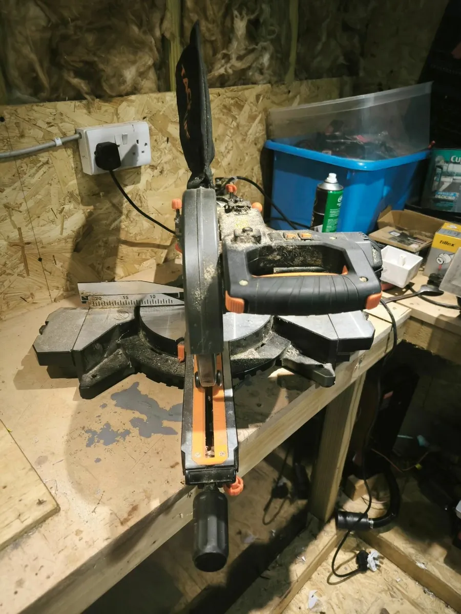 Cross cut saw - Image 1