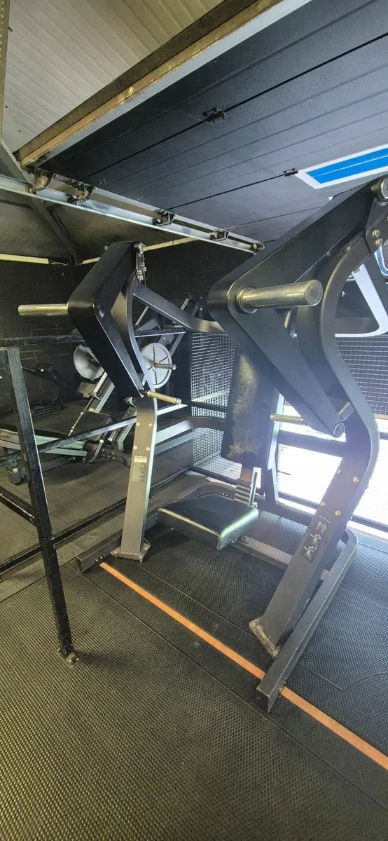 Gym equipment - Image 2