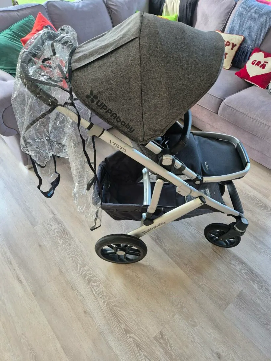 Uppababy Vista Travel System - Image 2