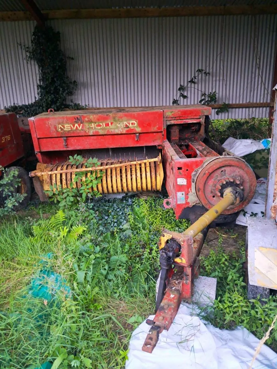 Square baler New Holland - Image 3
