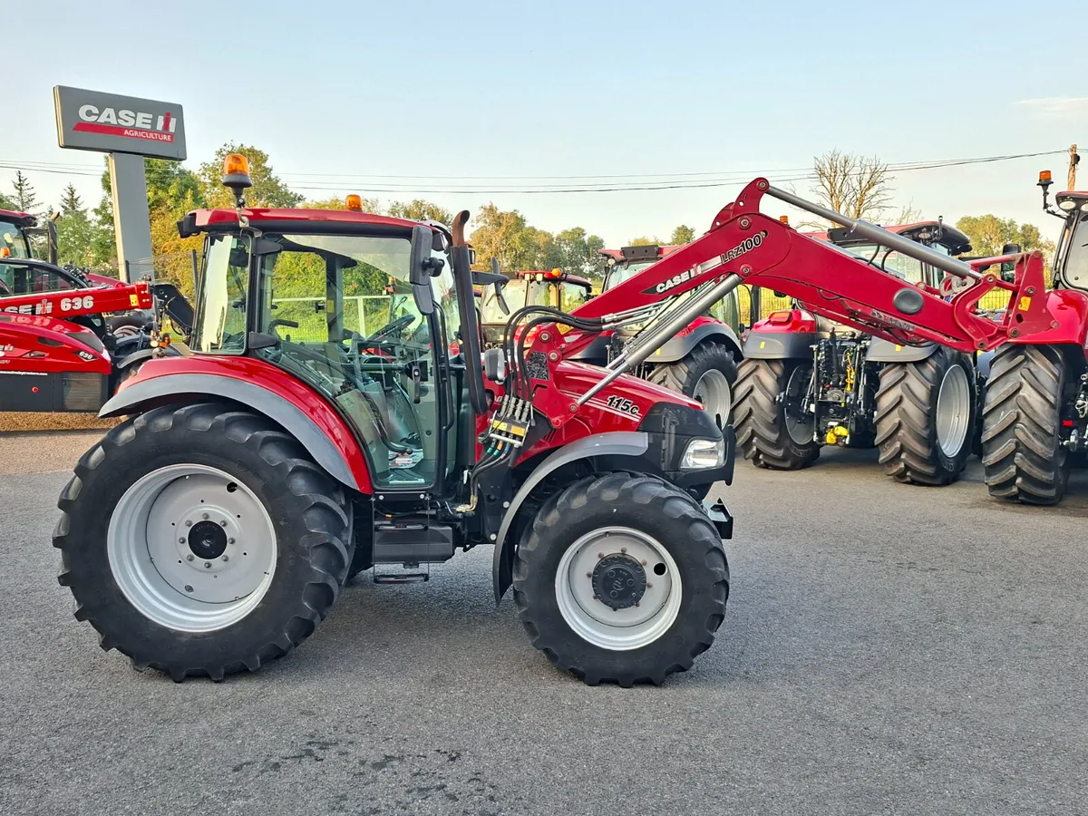 CASE FARMALL 115C & LOADER - Image 3