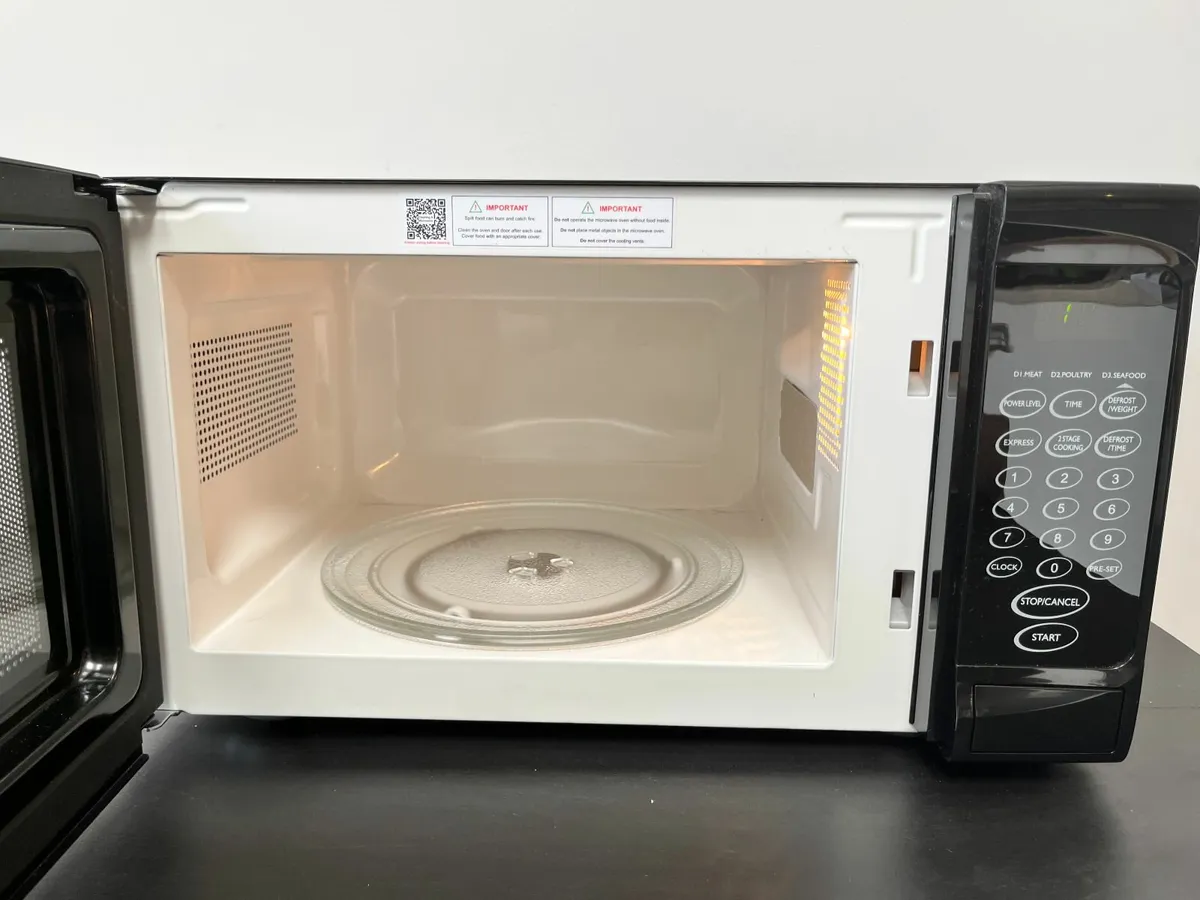 Black Microwave Compact - Image 4
