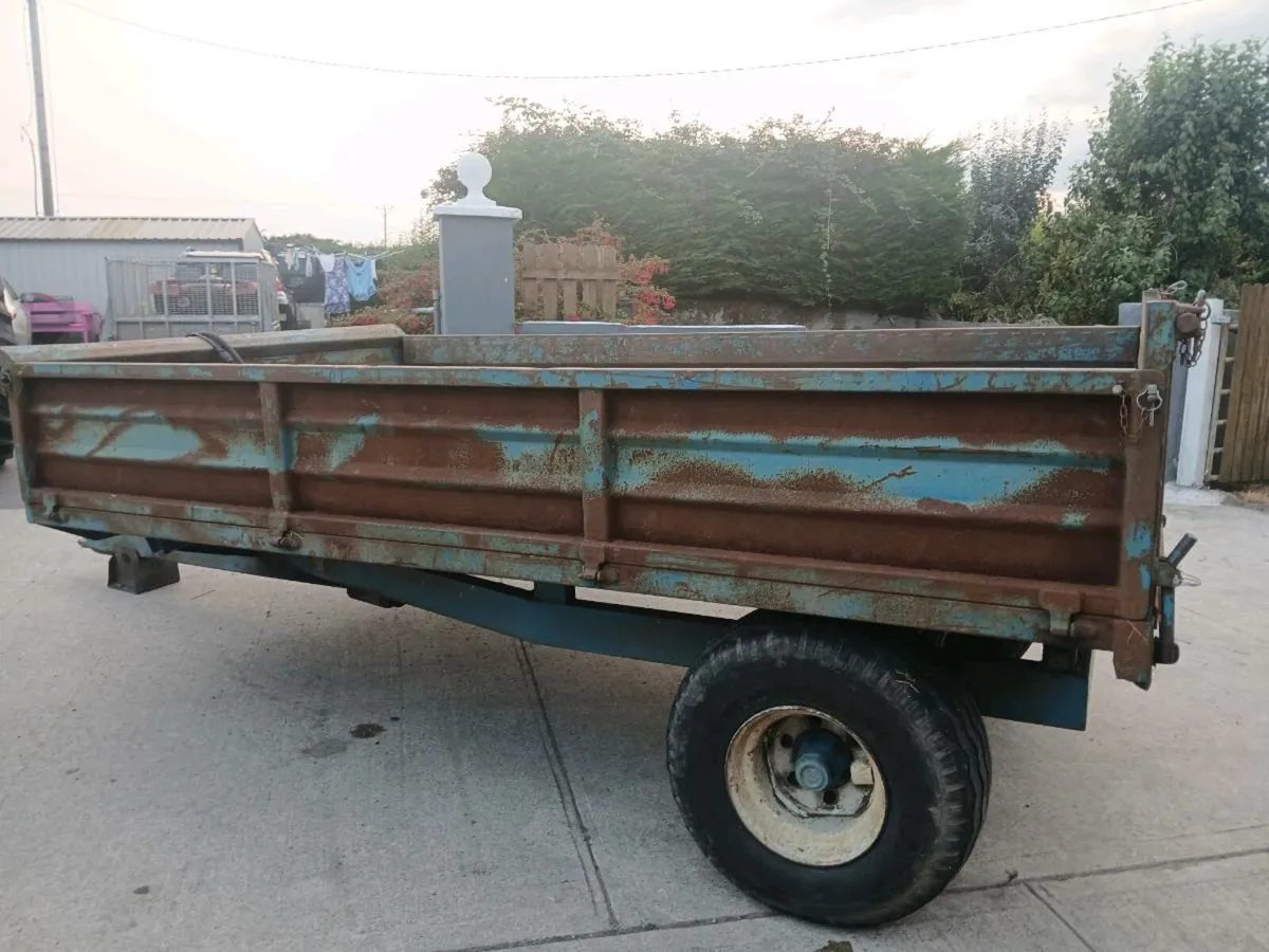Tipping trailer - Image 2