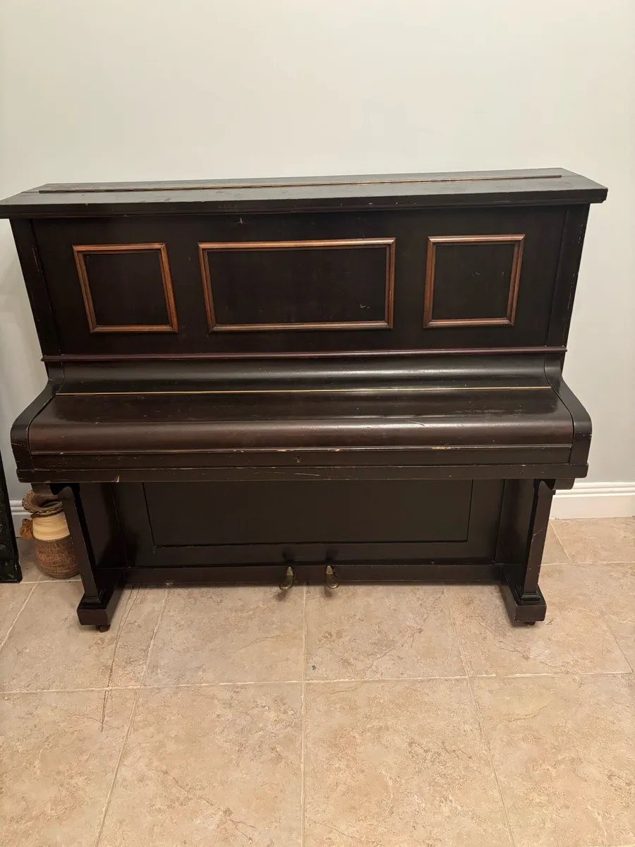 Piano - Image 2