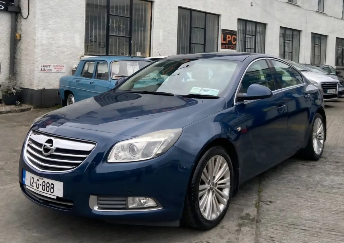 Opel Insignia 2012 - Image 2