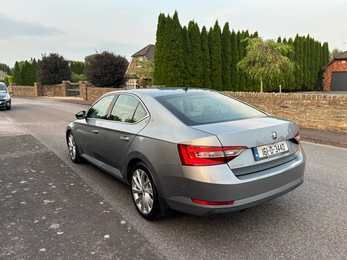 2016 Skoda superb - Image 3