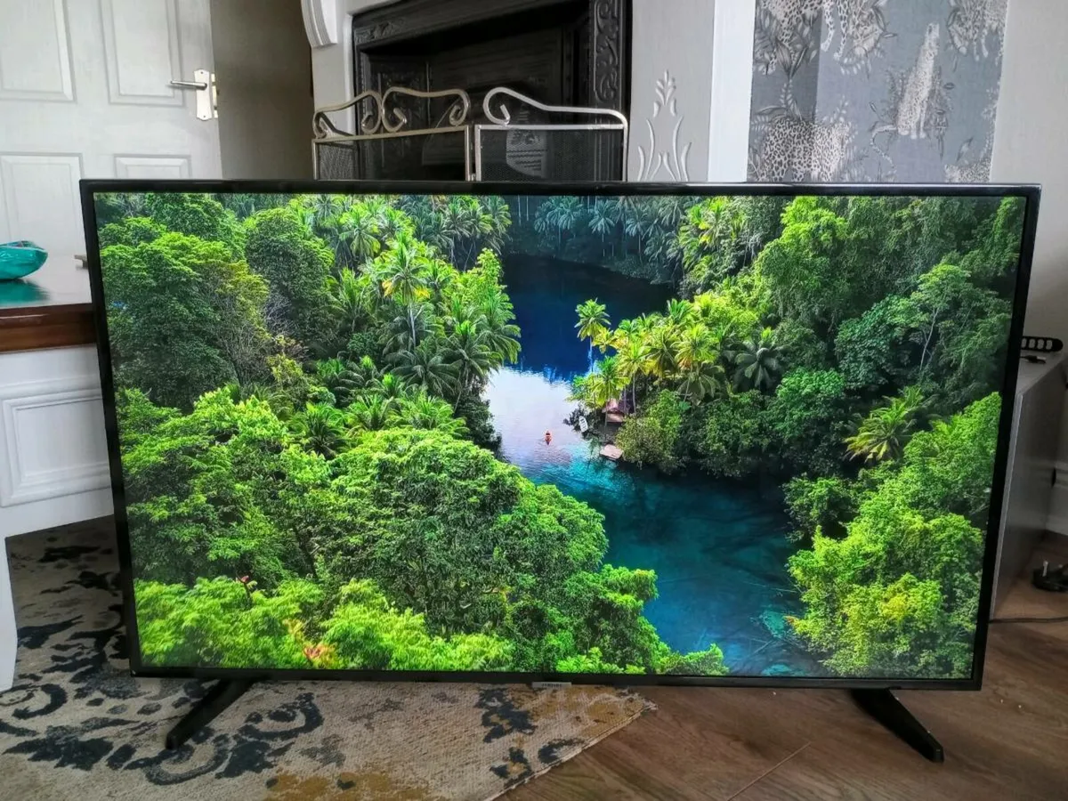 Samsung 43 UHD 4K TV UE43NU7020 - Image 2