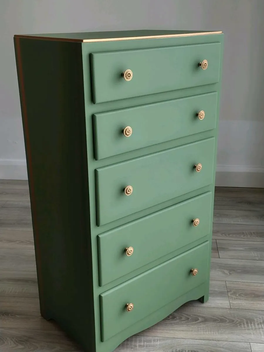 Vintage chest of drawers - Image 4