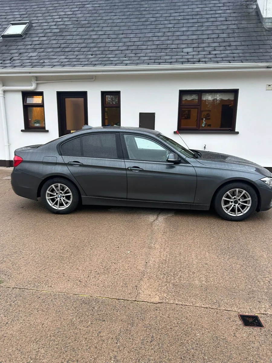 BMW 3 series - Image 2