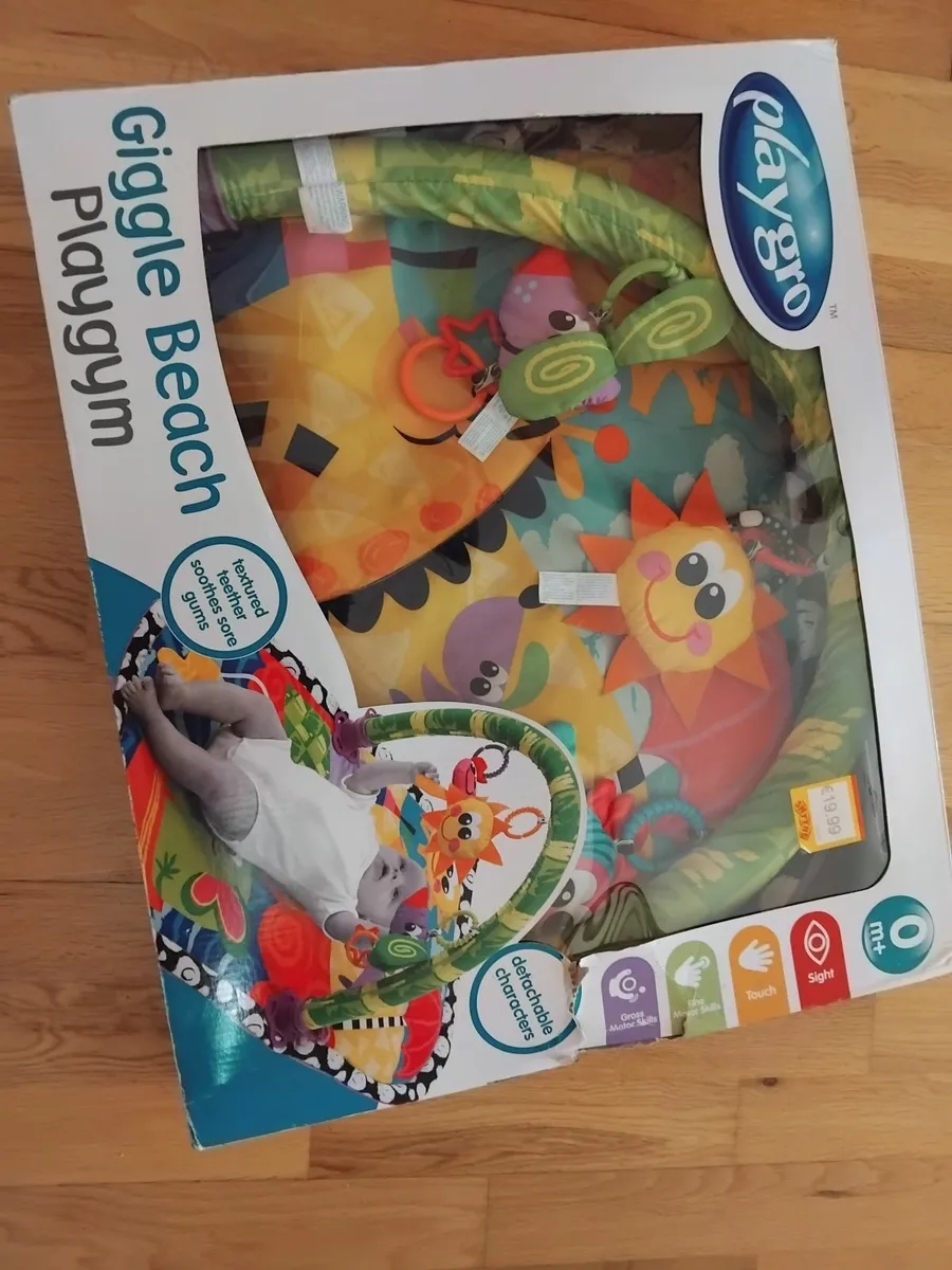 Baby Playmat fits travel cot - Image 3