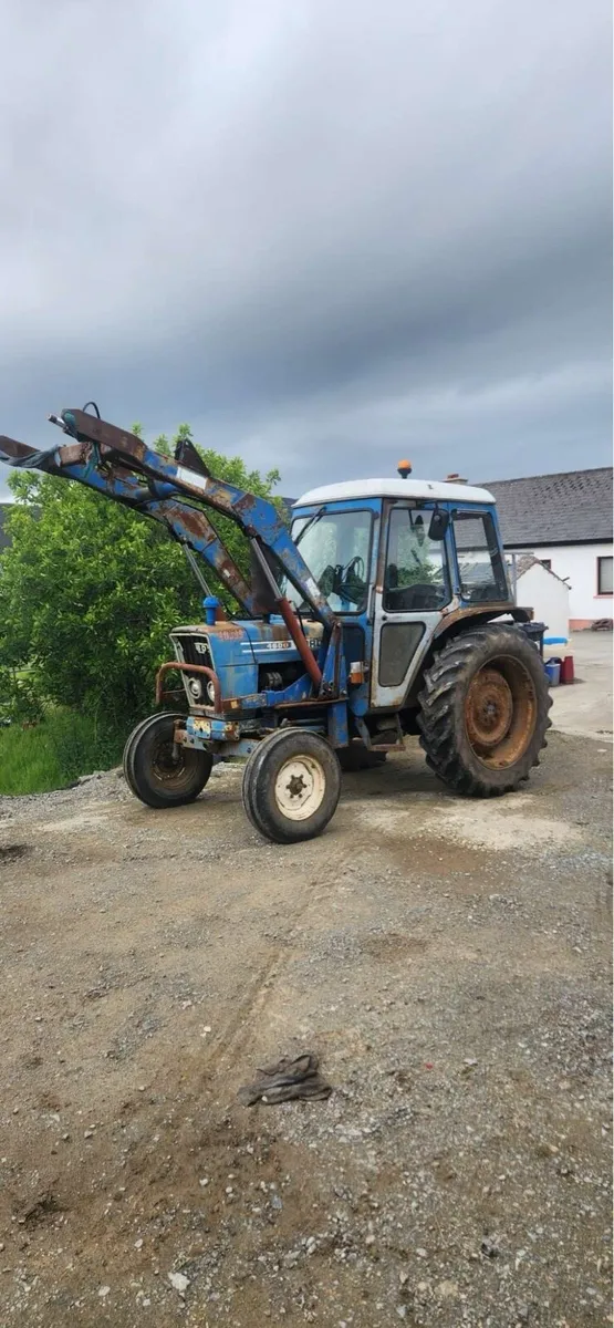 Ford 4600 - Image 2