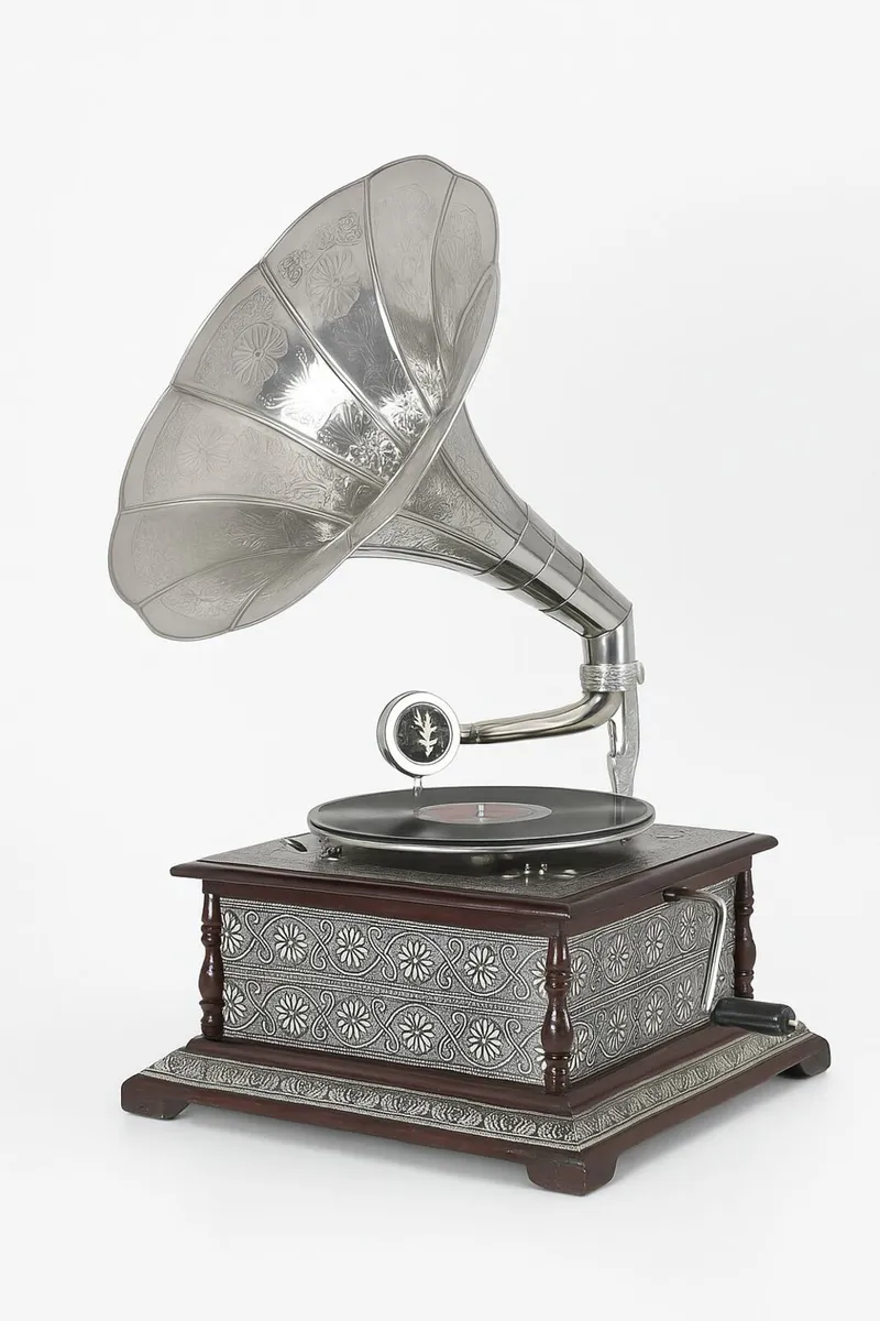 Funnel Gramophone Silver Gramophone His Masters Vo - Image 3