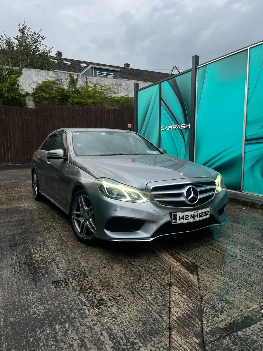 Car - Image 1