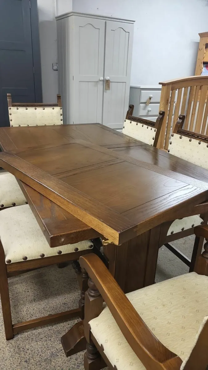 Vintage old charm extendable oak table, 6 chairs - Image 3