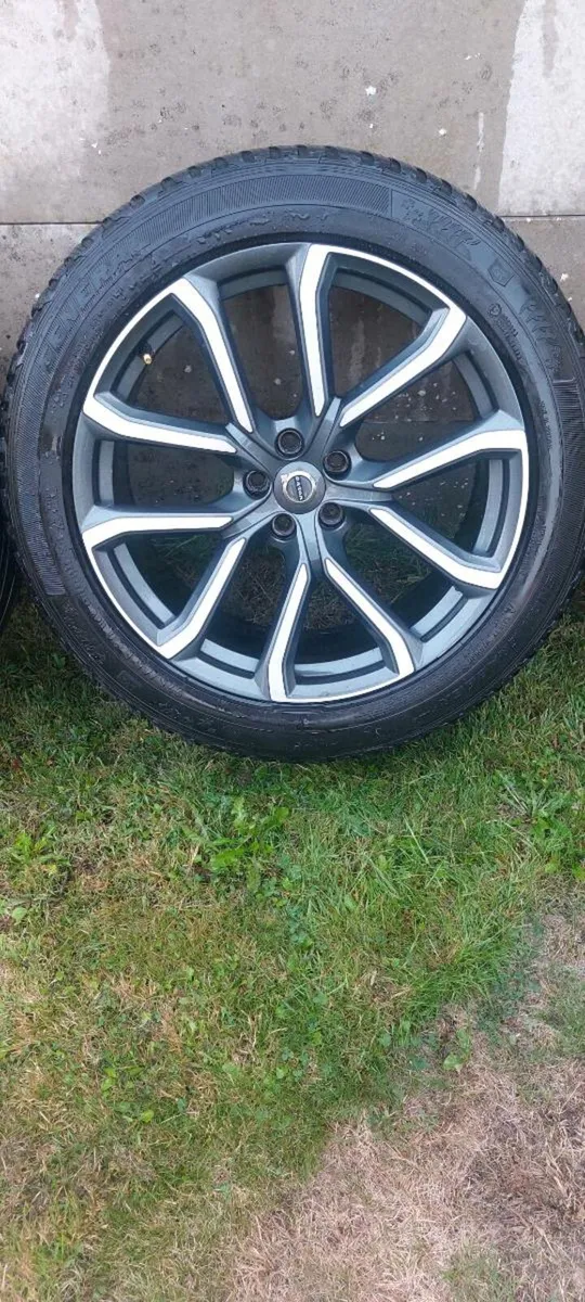 Alloy Wheels 275×45x20 - Image 2