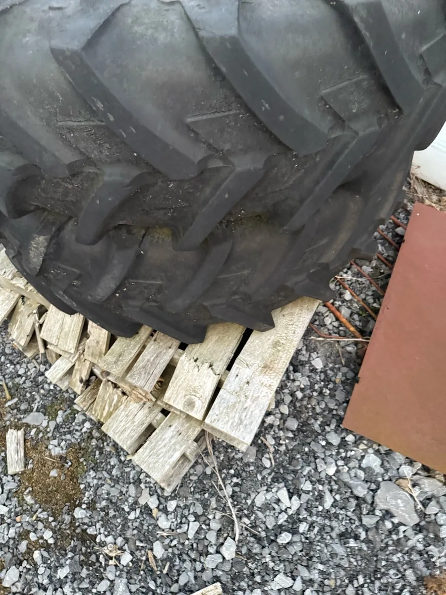 New Holland wheels - Image 4