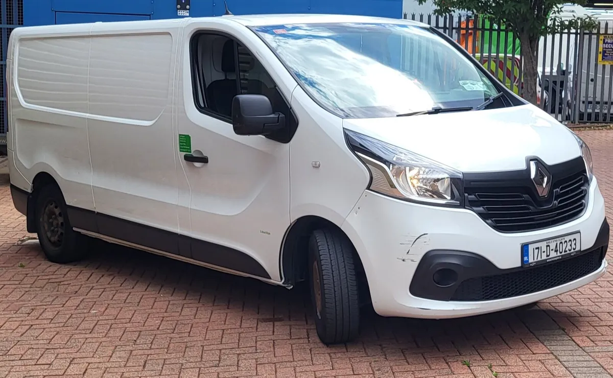2017 Renault Trafic LlC DCI 120 Business plus - Image 1
