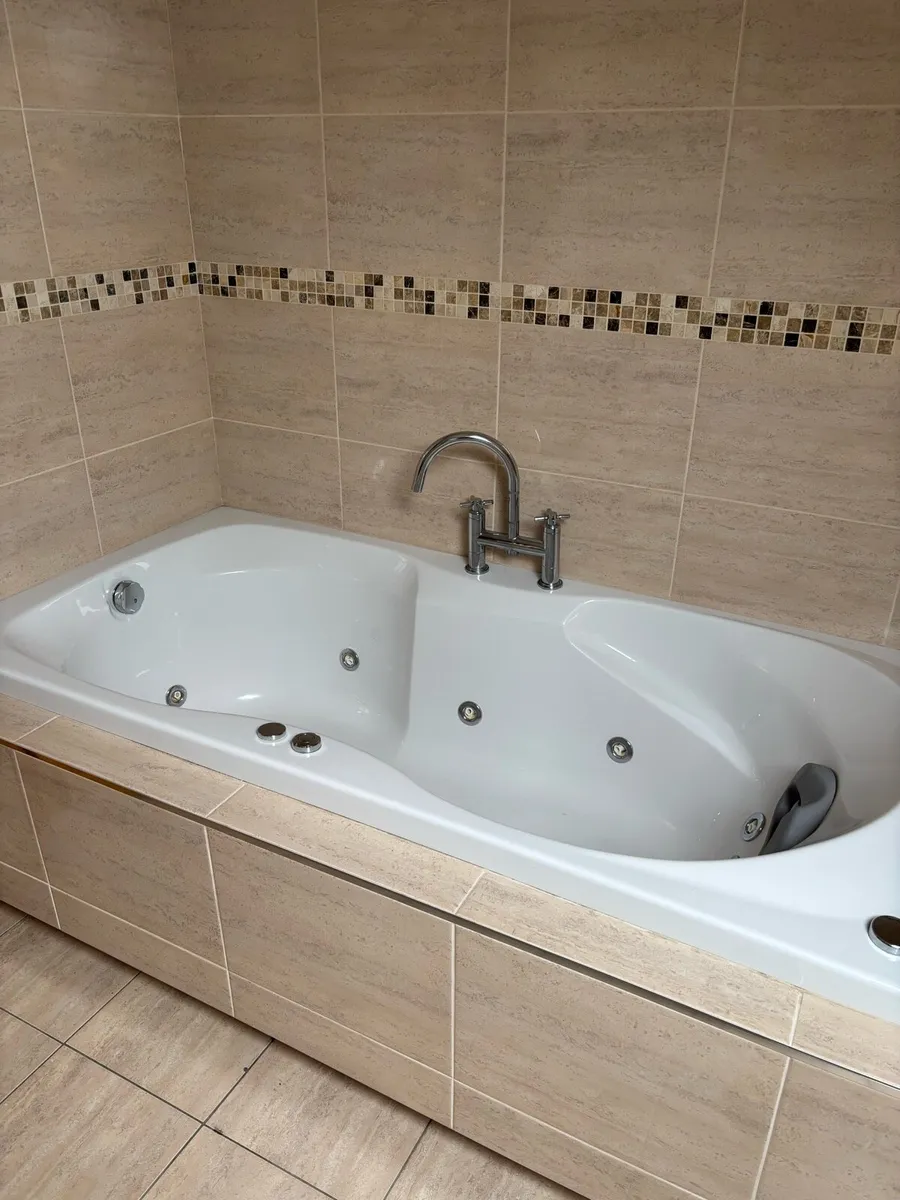 Jacuzzi Bath