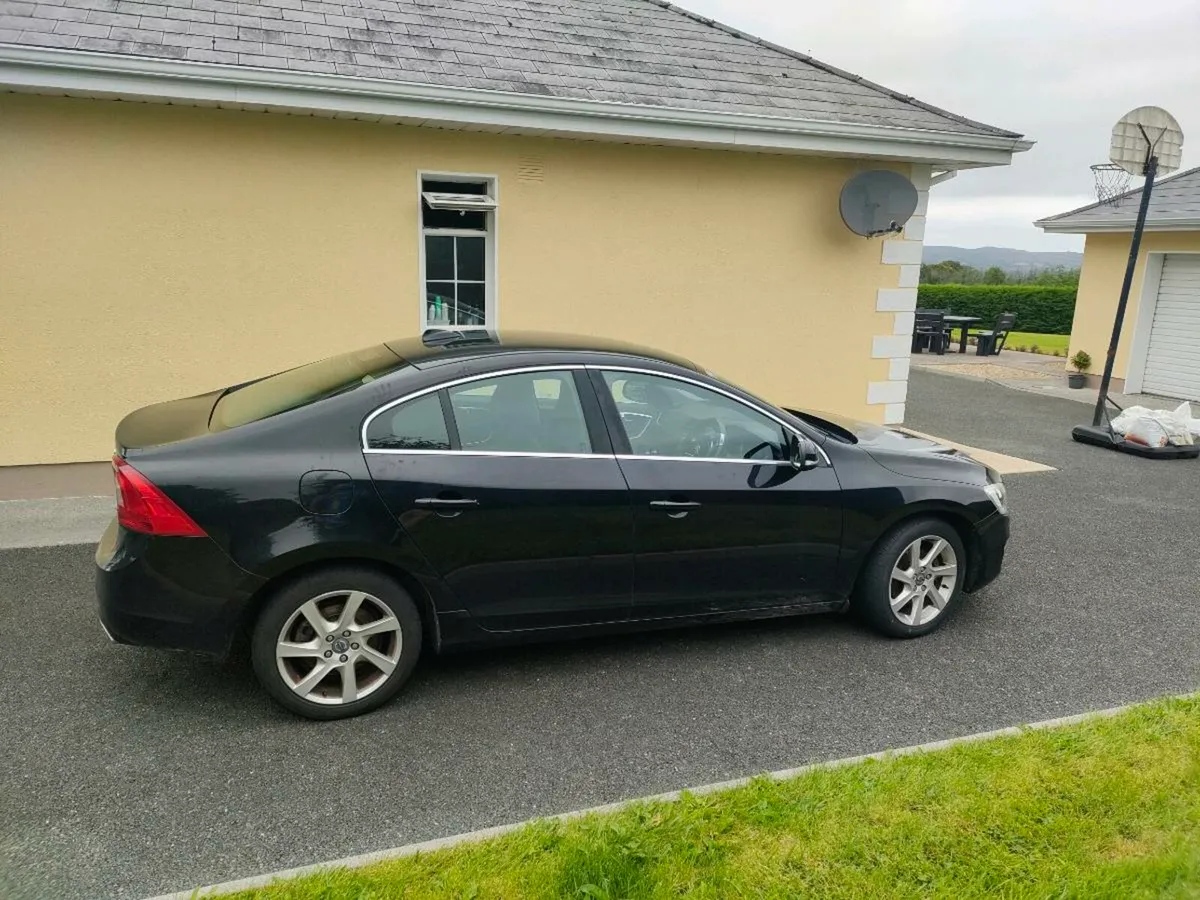 Volvo S60 D4 - Image 3