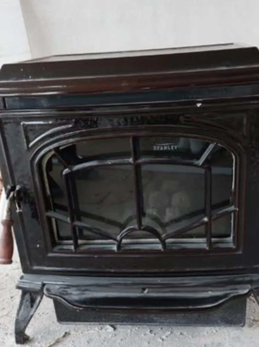 Stove - Image 1