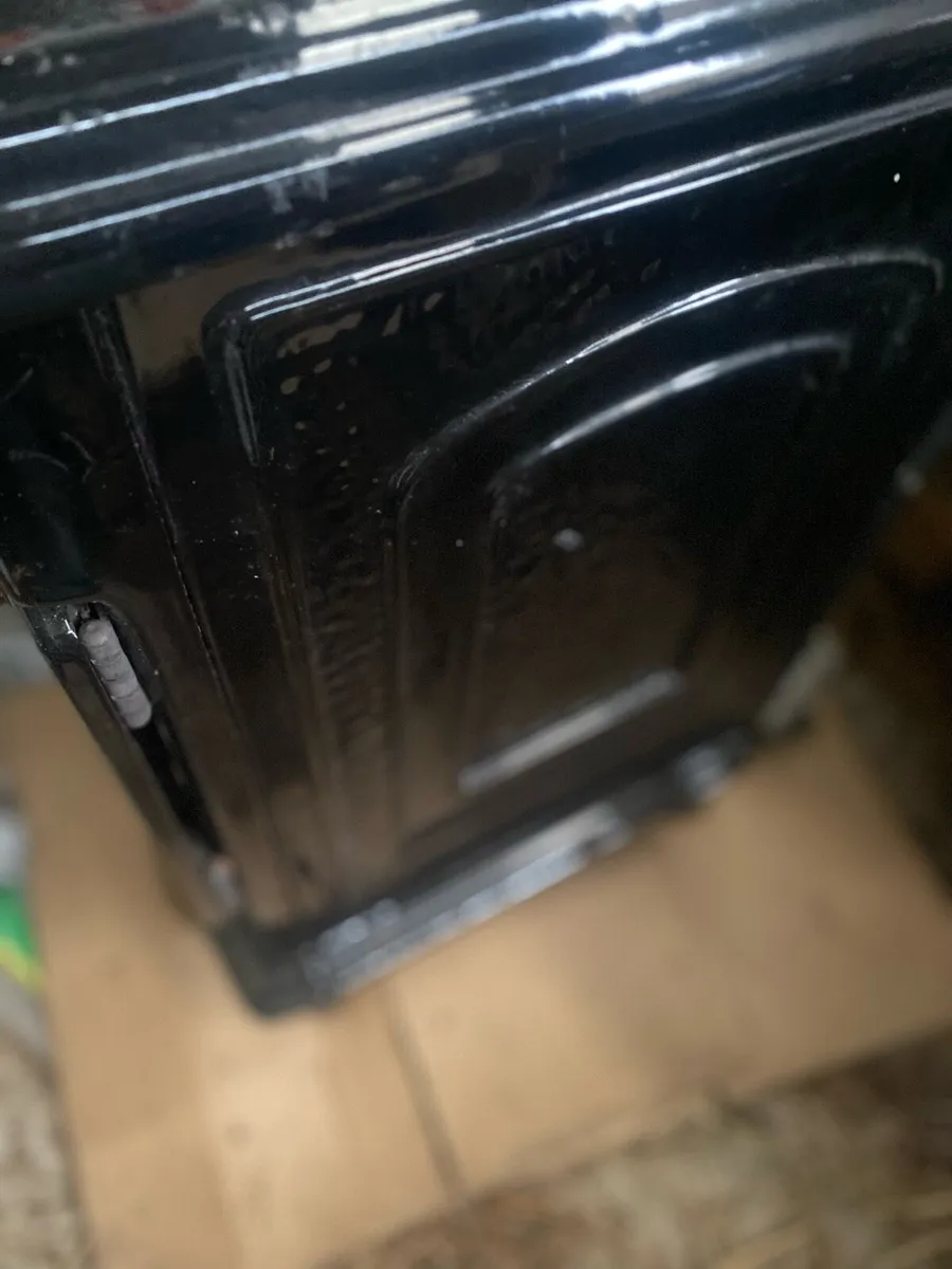 Stove - Image 2