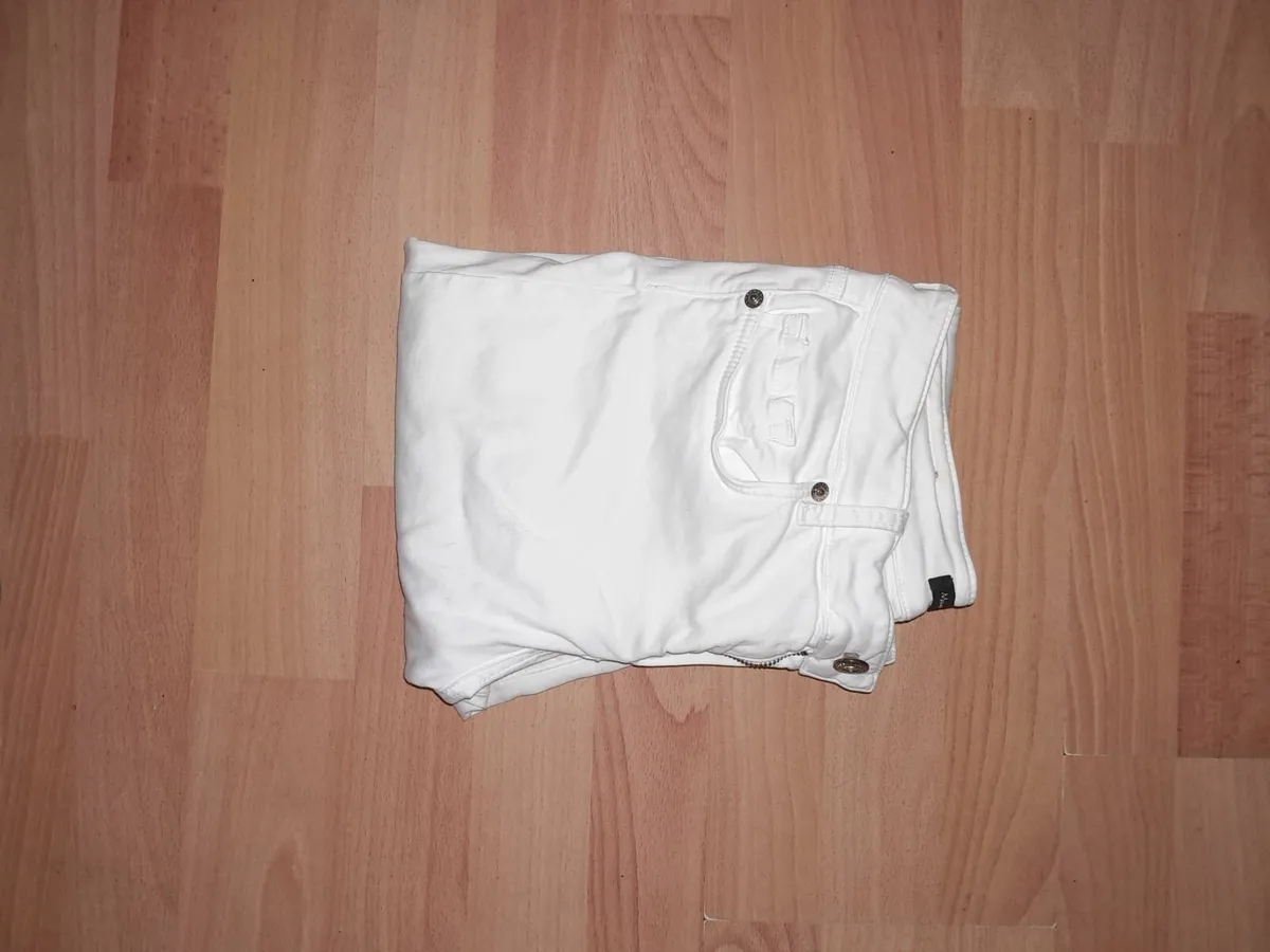 Ladies Designer Jeans - Image 3