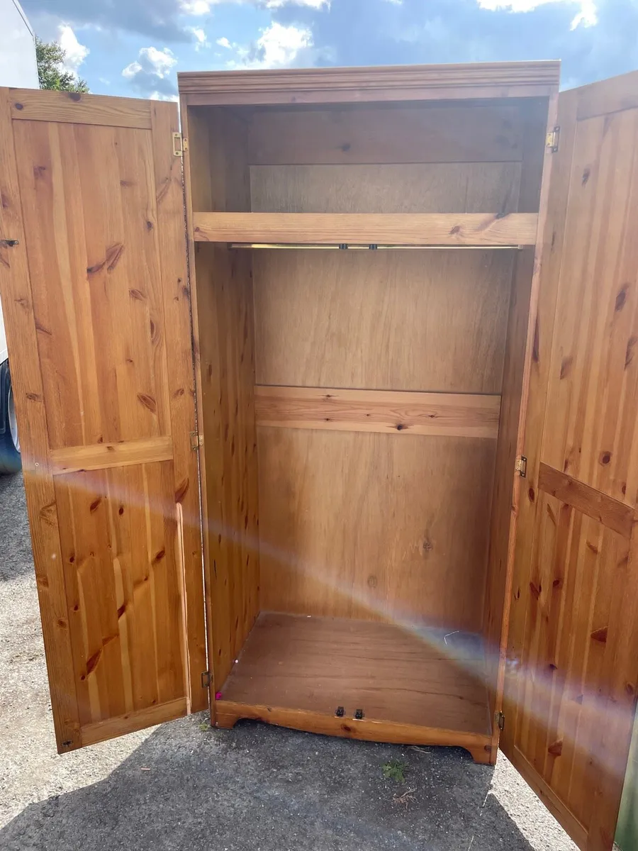 Solid pine wardrobe - Image 3