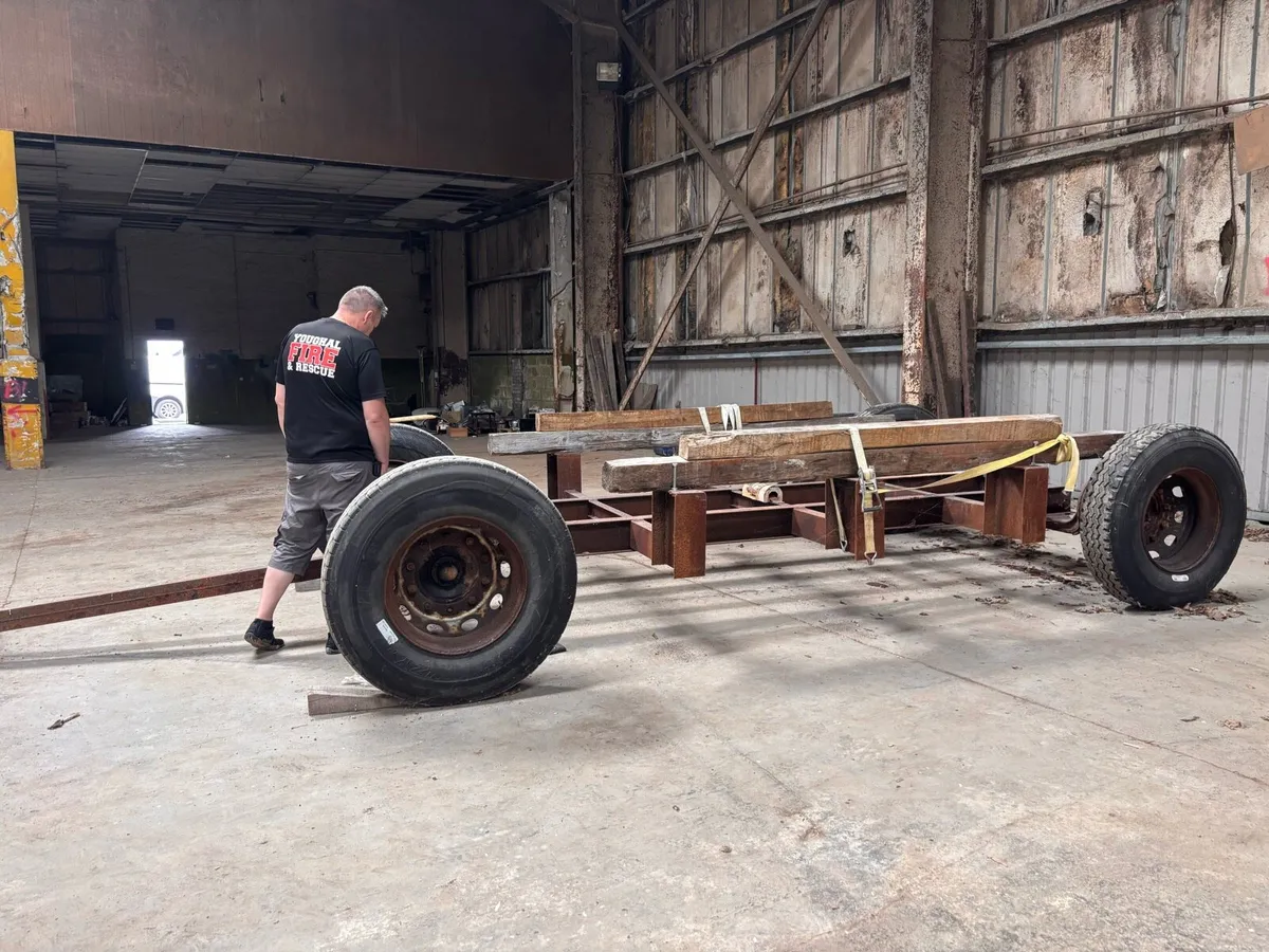 Boat trailer - Image 2