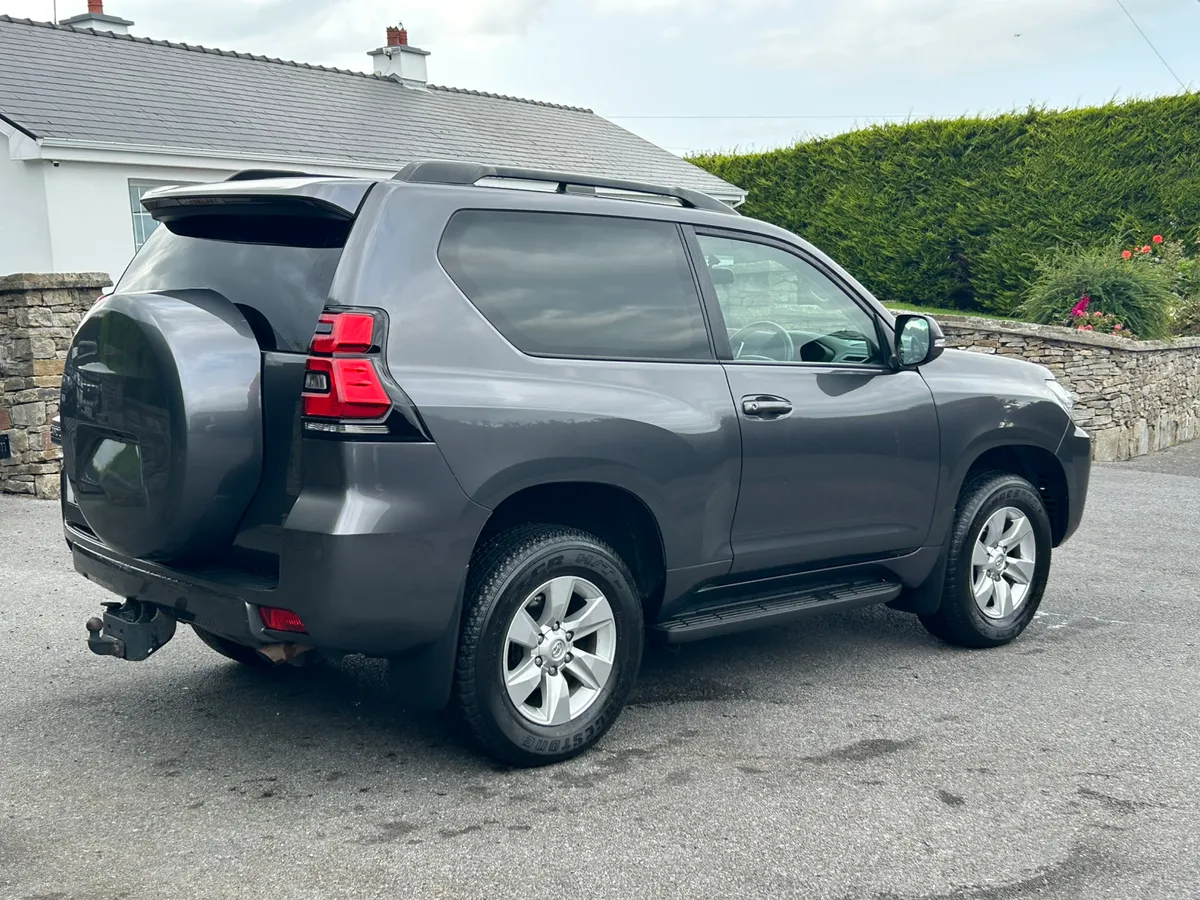 2021 Toyota Landcruiser SWB Manual 204 BHP - Image 2