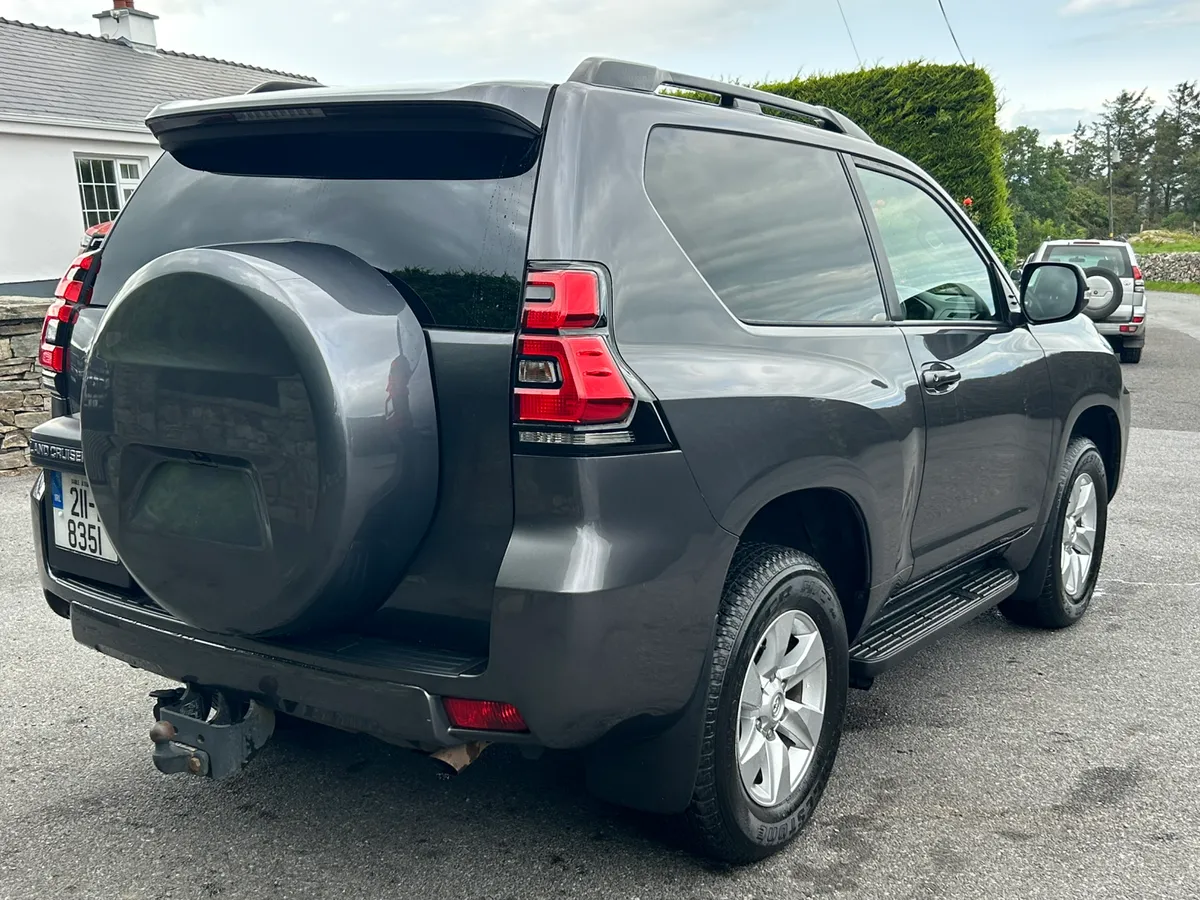 2021 Toyota Landcruiser SWB Manual 204 BHP - Image 3